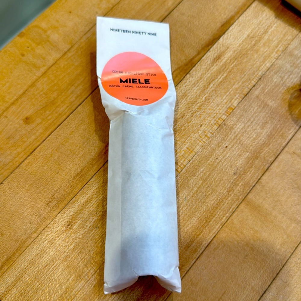 1999 Beauty Cream Highlight Stick